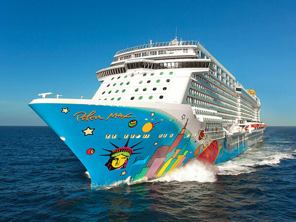 Норвежка круизна компания води туристи във Варна през пролетта