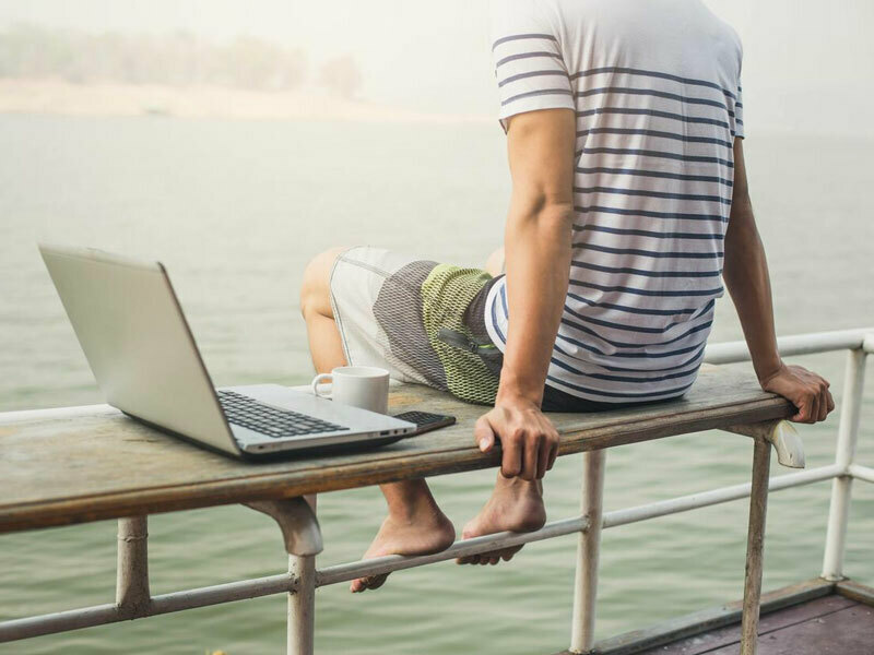 Варненци - първи в страната по редовно използване на Интернет