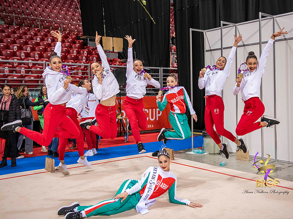 Стилияна и ансамбълът спечелиха титлите в многобоя на Световната купа по художествена гимнастика в София