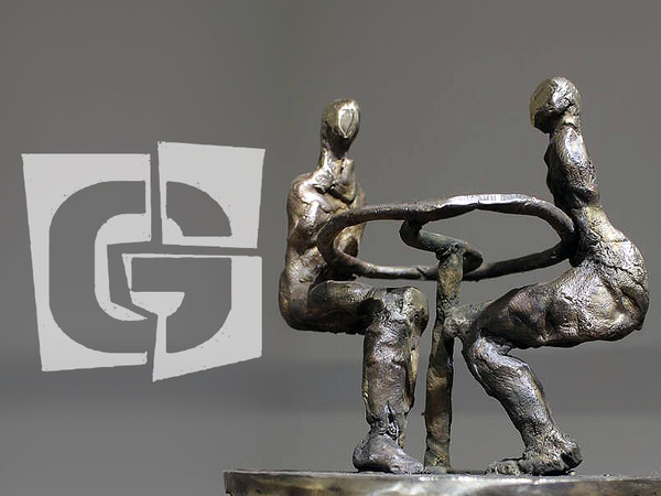 Български творец, номиниран за скулптура на годината в Португалия, реди изложба в галерия Графит