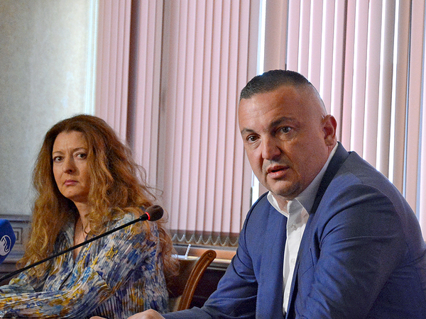 Отново затварят за автомобили част от Морската градина на Варна?