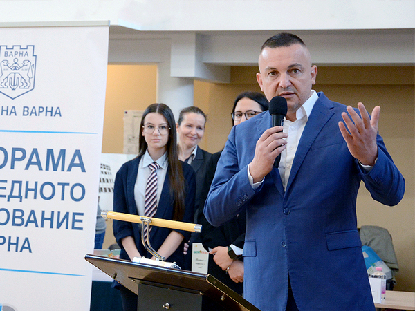 Иван Портних: Варна е град с отлични учебни заведения