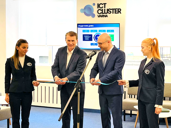 ICT Corner откриха в Техническия университет