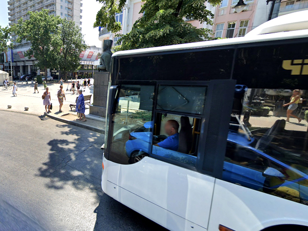 Затварят за автомобили района на Севастопол в събота и неделя