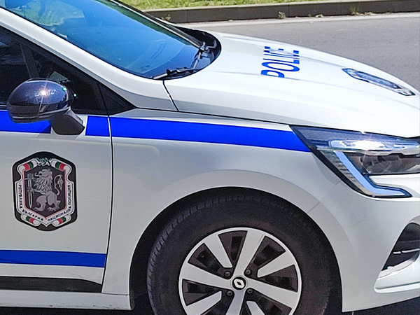Измама с документи за самоличност разкриха варненски полицаи