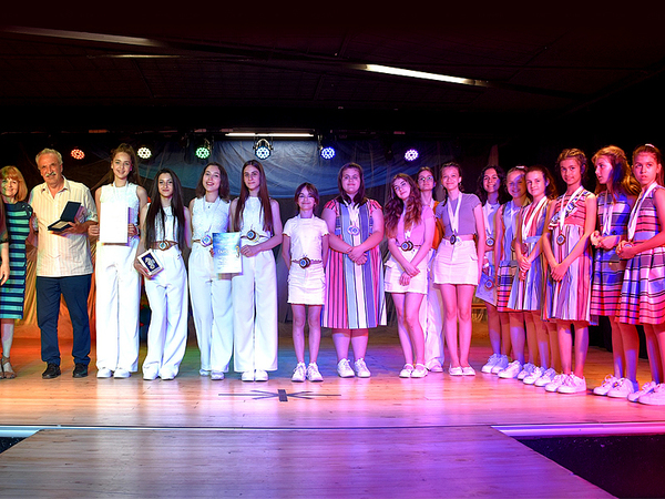 Отличиха най-изявените млади певци в конкурса "Морско конче"