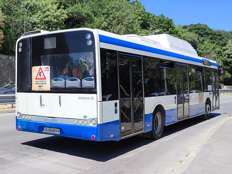 Пускат допълнителни автобуси по линия 9 във Варна