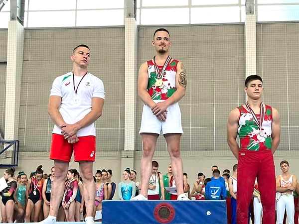 Нови шест медала за Божидар Златанов от Държавното по спортна гимнастика