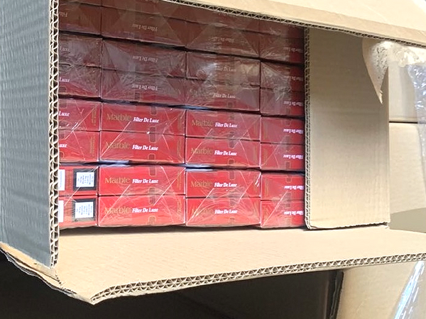 Нелегални цигари за близо 1 млн. лв. задържаха митничари на ГКПП Кардам