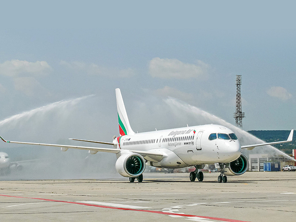 Нов Airbus A220-300 извърши първия си полет между Варна и София
