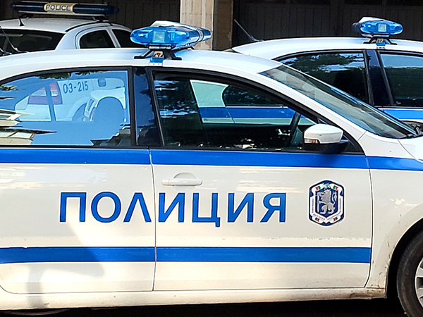 При полицейска спецакция: Задържаха трима наркодилъри