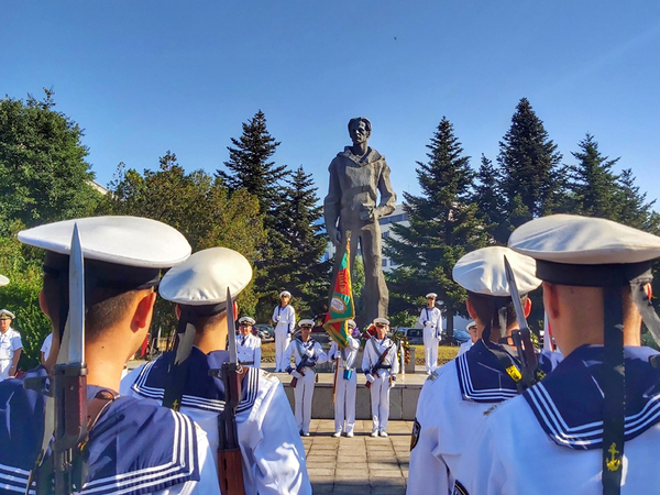 Варна отбеляза 81 години от разстрела на Никола Вапцаров