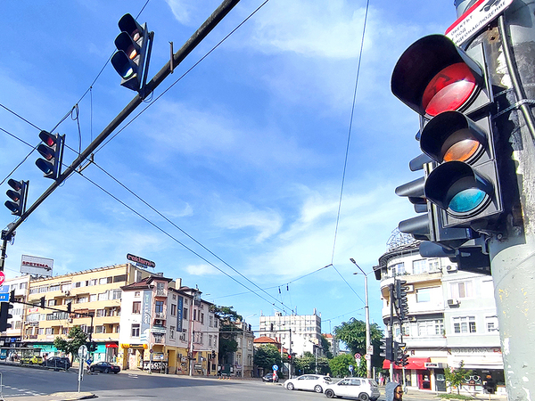 22-ма ранени в тежки катастрофи във Варненско за седмица