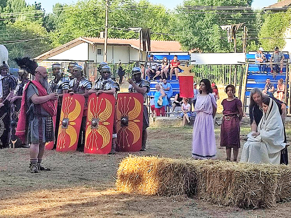 Фестивал в Девня възкреси живота в Древния Рим