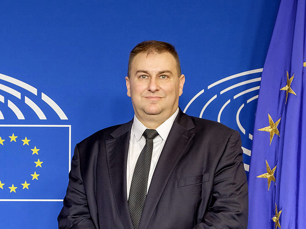 Емил Радев във Варна: Създаването на обща европейска армия е стратегическа необходимост