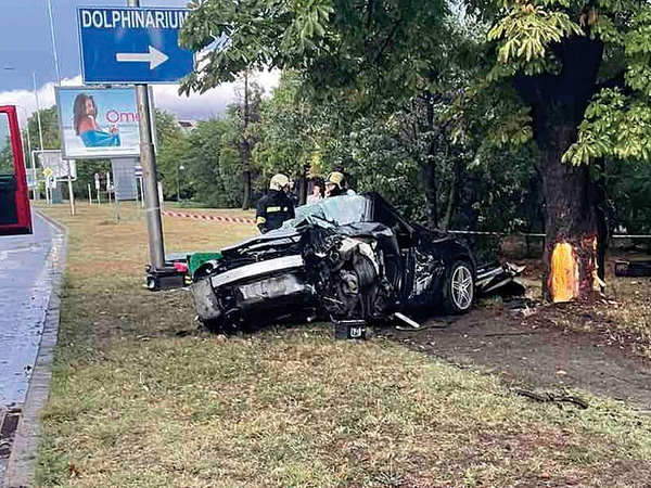 Млада рускиня почина в катастрофа с "Порше" край спирка "Делфинариума" (СНИМКИ)