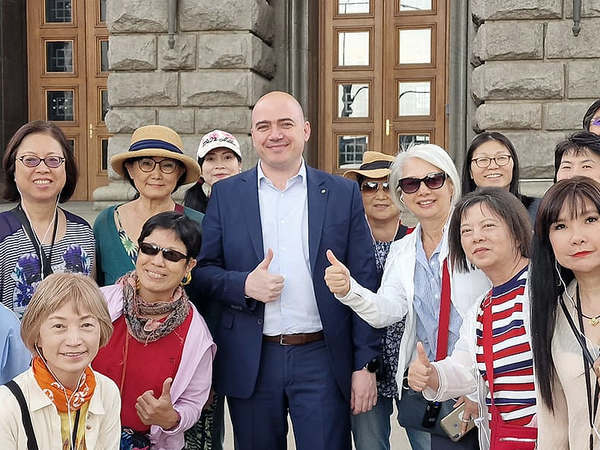 Илин Димитров стана секретар по туризъм на президента Румен Радев