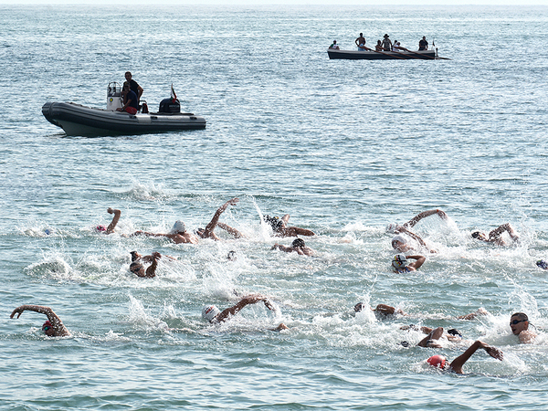 Плувци от Силистра и София триумфираха в маратона Галата - Варна