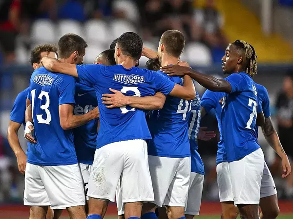 Спартак подновява тренировки на 8 януари