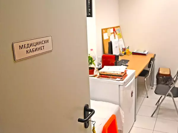 210 медицински лица работят в здравните кабинети на варненските училища и детски градини