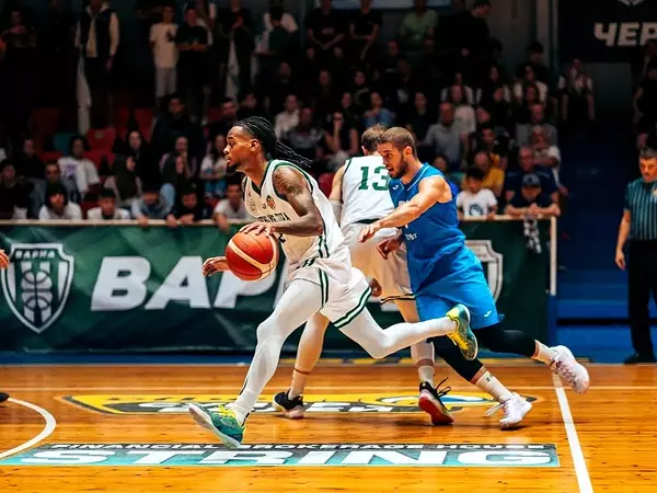 Левски разби Черно море Тича на старта на Националната баскетболна лига