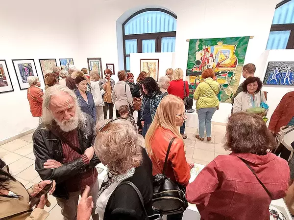 Изложба в памет на Маргарита Войнова представя Градската художествена галерия във Варна