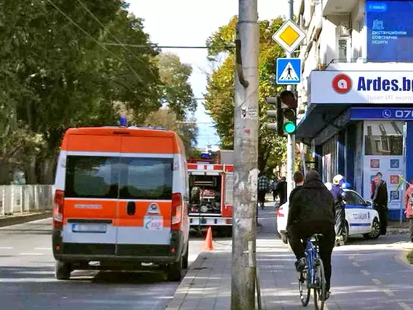 Изоставен съмнителен куфар в центъра на Варна