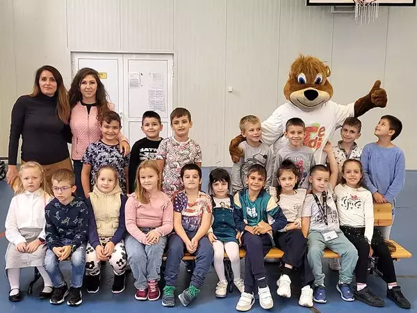 Деца от 5 варненски училища се включват в кампания за безопасно движението по пътищата