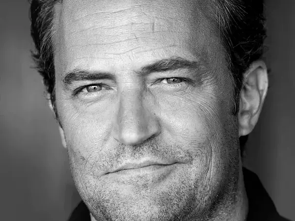 Напусна ни обичан актьор от сериала "Приятели"