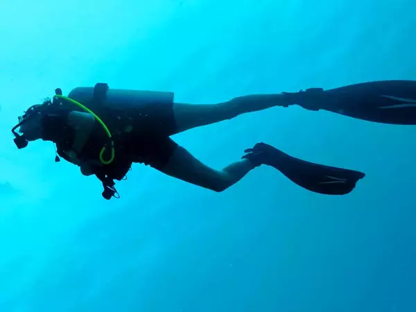 Курс за напреднали водолази провеждат във Варна