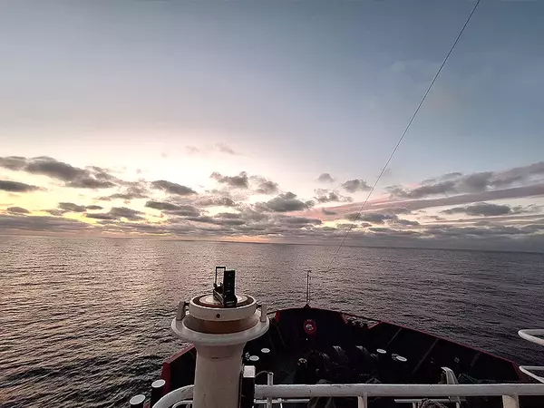 След 10 денонощия: Научноизследователският ни кораб акостира в Картахена