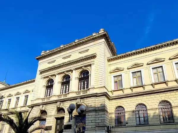 Около половин милион чужденци са посетили музеите ни тази година