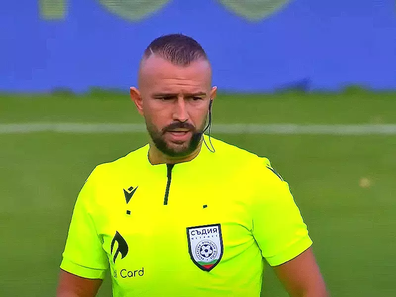 Ивайло Стоянов ще ръководи мача между Етър и Черно море