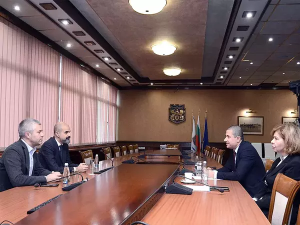 Община Варна ще съгласува предстоящи ремонти с Енергото