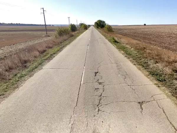 Стартира ремонт на пътя между селата Белоградец и Доброплодно