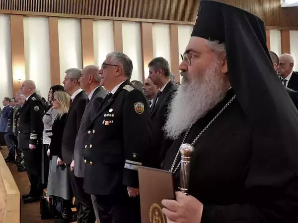 143 години от основаването си чества Висшето военноморско училище във Варна