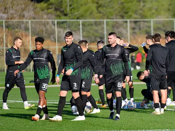 Черно море тренира двуразово в Турция