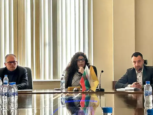 Настояват за държавни субсидии за междуселищните превози в област Варна