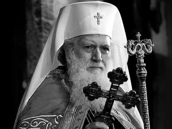 Почина патриарх Неофит 