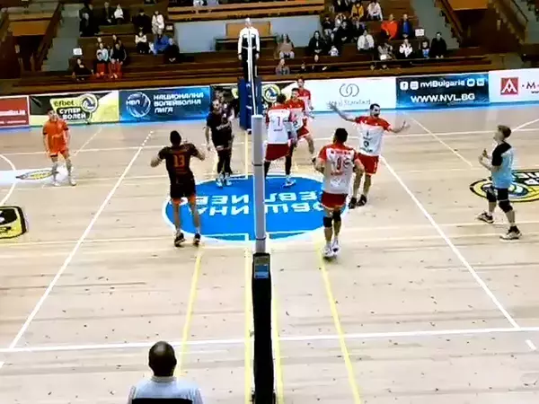 Черно море (Варна) приключи с победа редовния сезон във волейболната суперлига