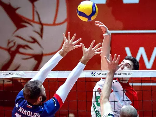 Черно море с фалстарт в плейофите на волейболната супер лига