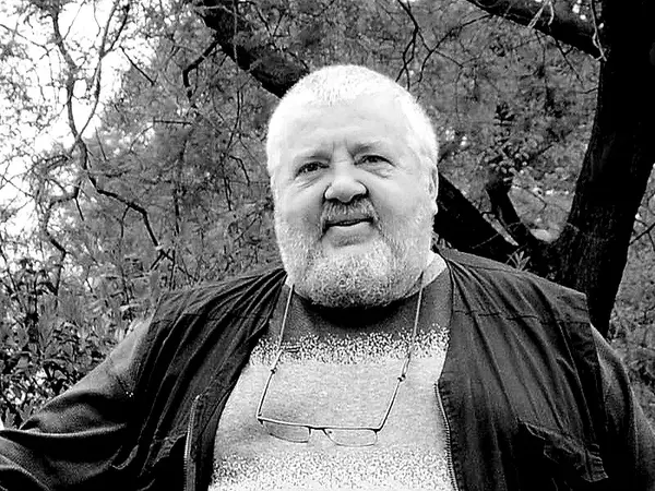Напусна ни скулпторът проф. Венелин Божидаров