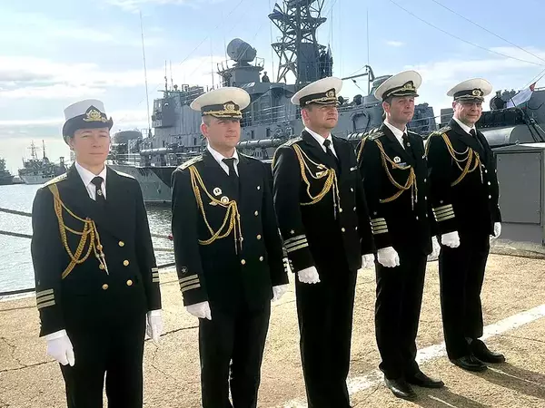 Военноморските сили отбелязаха 6 май