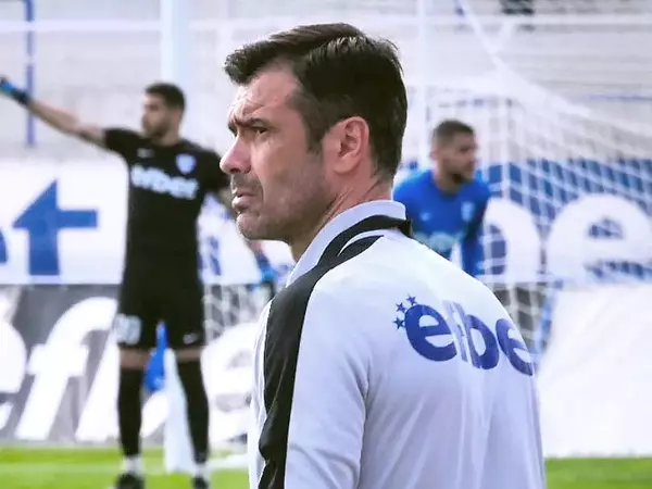 Росен Кирилов няма да води Спартак (Варна) в Първа лига