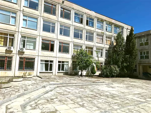 Ремонт на СУ "Неофит Бозвели" планира община Варна