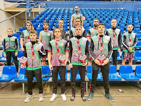 Медалисти от световната купа по кикбокс откриват кампанията "Ваканция без грижи" във Варна