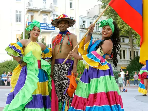 Артисти от 7 държави се включват в 33-тия Международен фолклорен фестивал във Варна