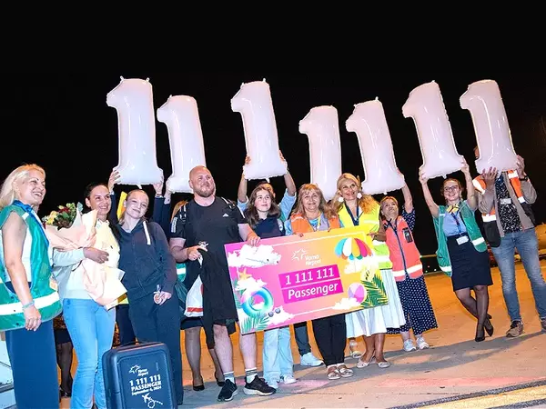 Пътник №1 111 111 за 2024 г. посрещна Летище Варна