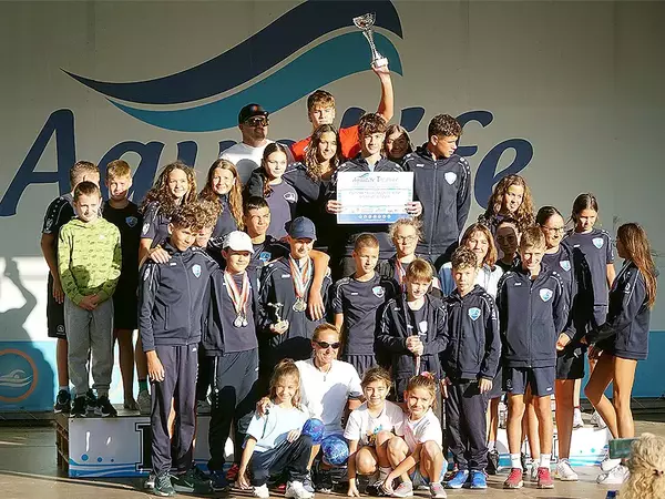 Рекордните 91 медала от плувен турнир в Кранево спечели Черно море