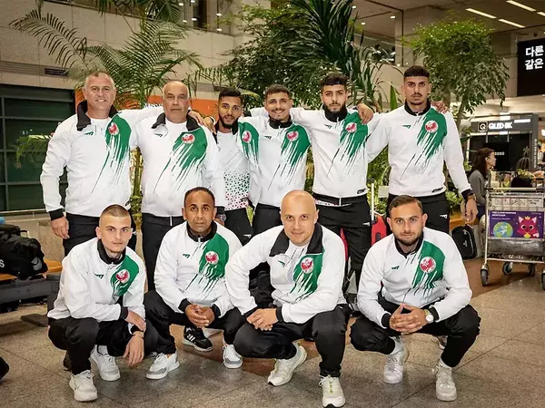 България оглави група А от Световното по футбол за бездомни